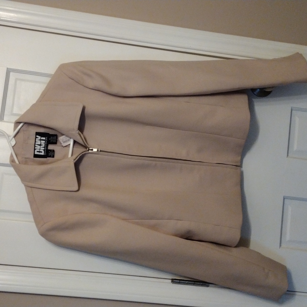 DNKY Donna Karan New York. Wool jacket.